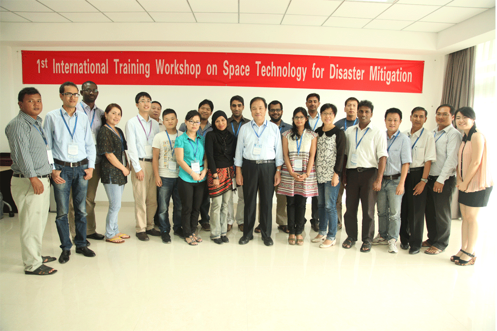 November 2013: The 1st International Training Workshop on Space Technology for Disaster Mitigation